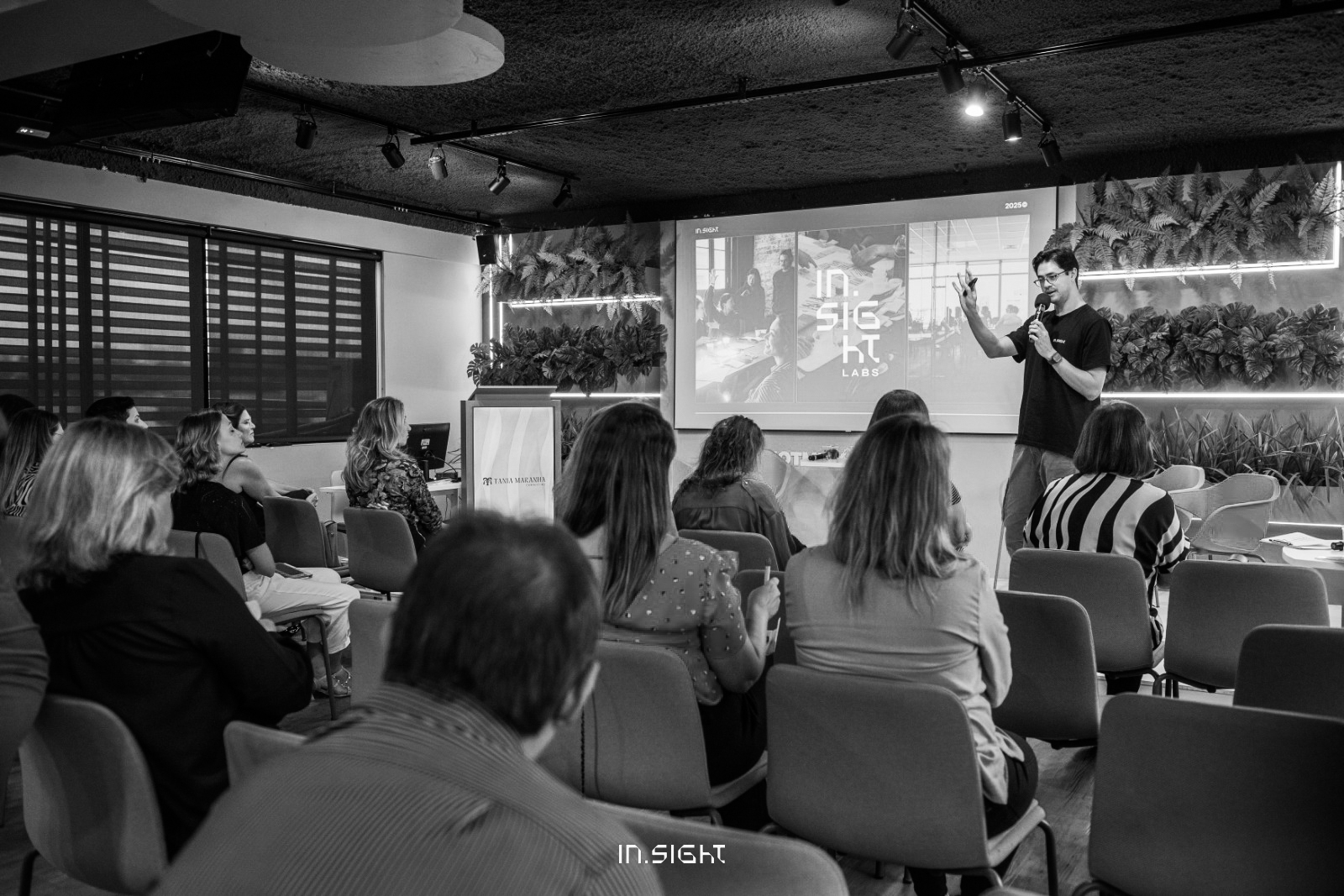 Guilherme Tanaka em evento corporativo